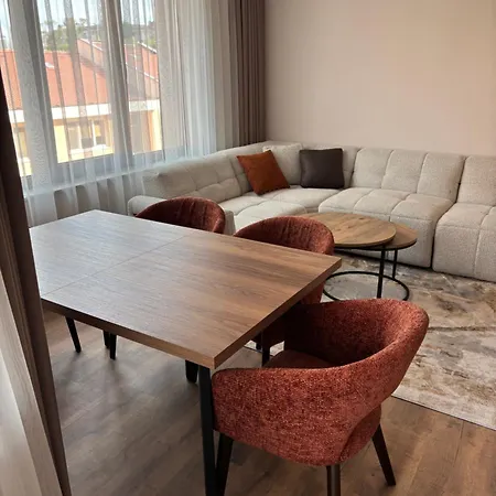 дизайнерски Apartment Burgas City