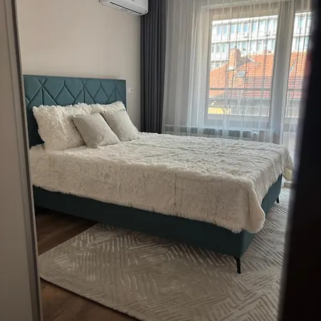 Apartment дизайнерски Burgas City