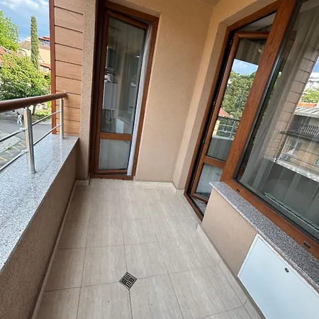 дизайнерски